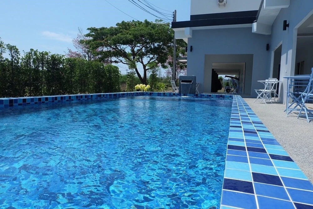 Тха-Май-Руак: Rim Nam Riva Resort