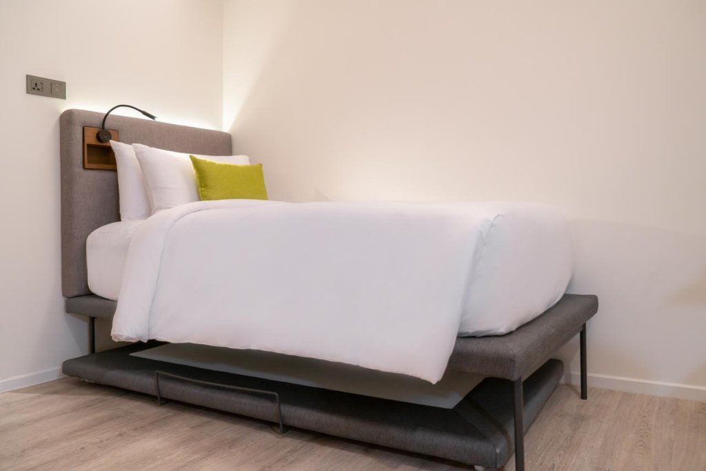 Бангкок: Triple Y Hotel