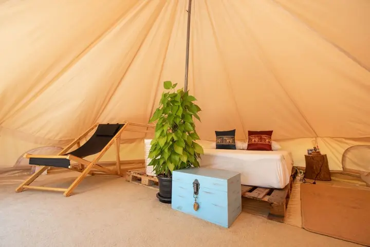 Муанг: Roost Glamping