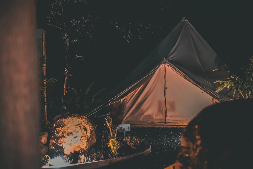 Муанг: Roost Glamping