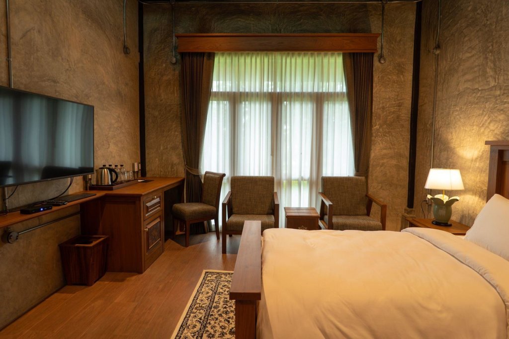 Маерим: Ruean Racha Resort