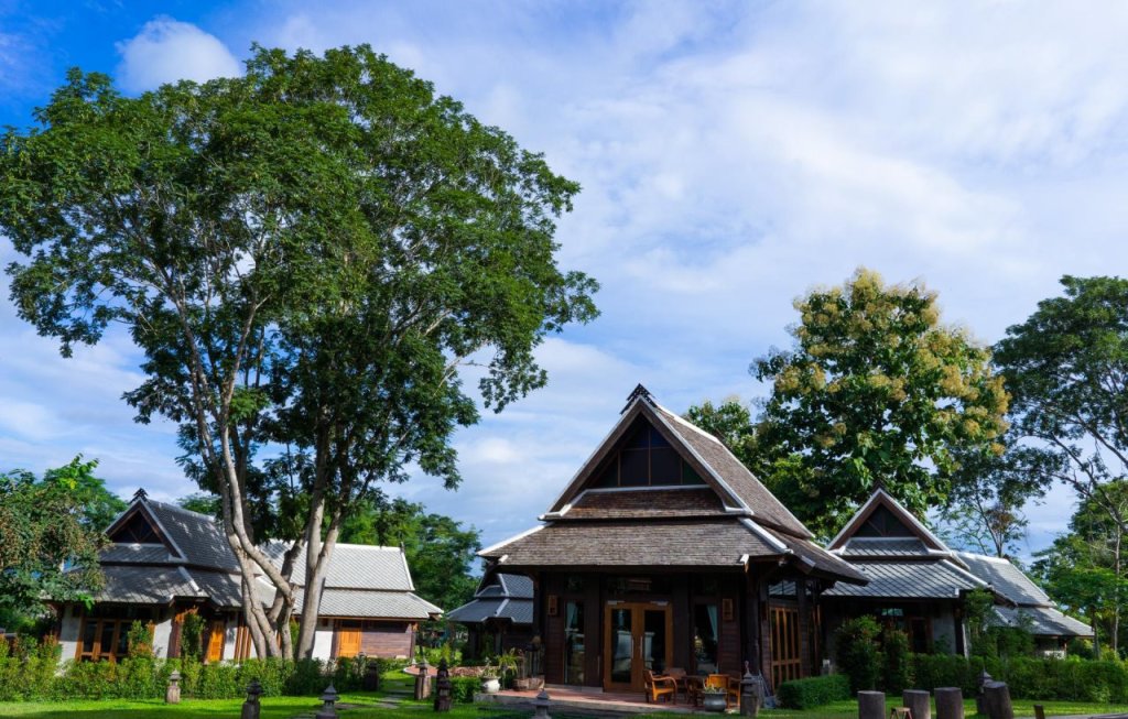 Маерим: Ruean Racha Resort