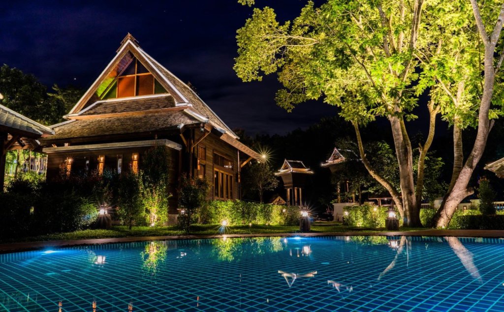 Маерим: Ruean Racha Resort