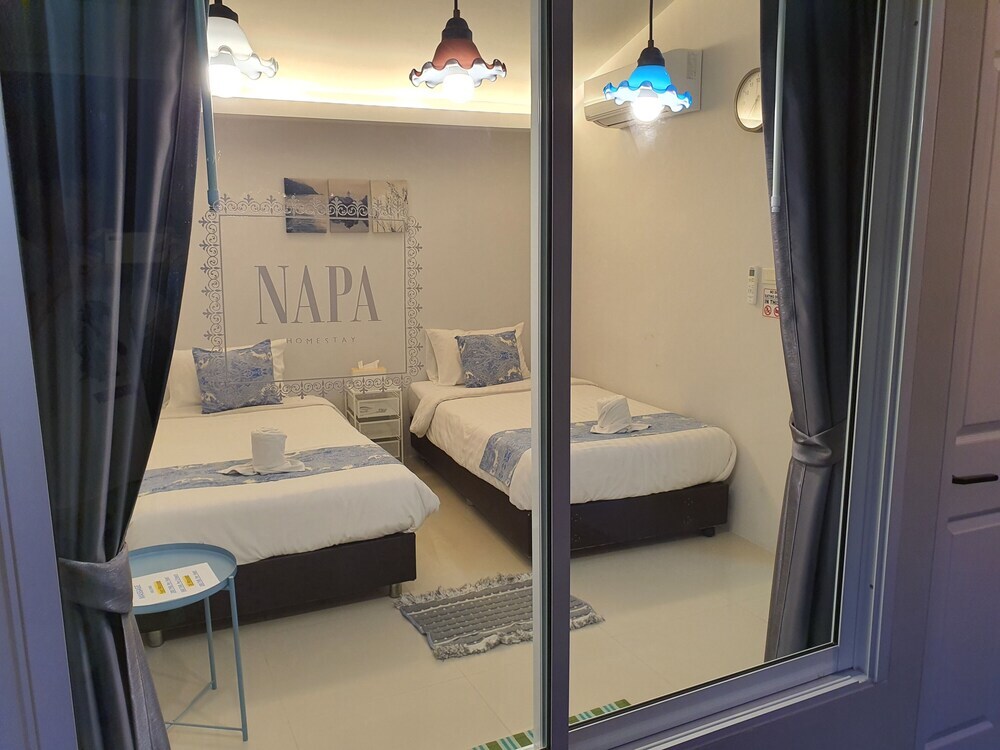 Самутпракан: Napa Hostel Samrong Station