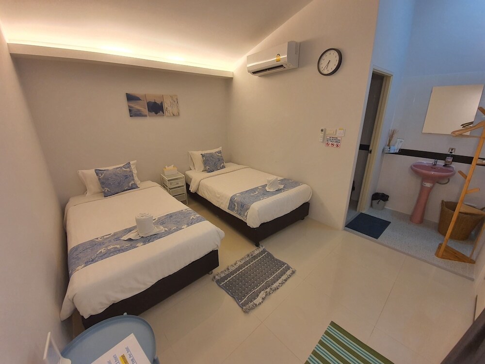 Самутпракан: Napa Hostel Samrong Station