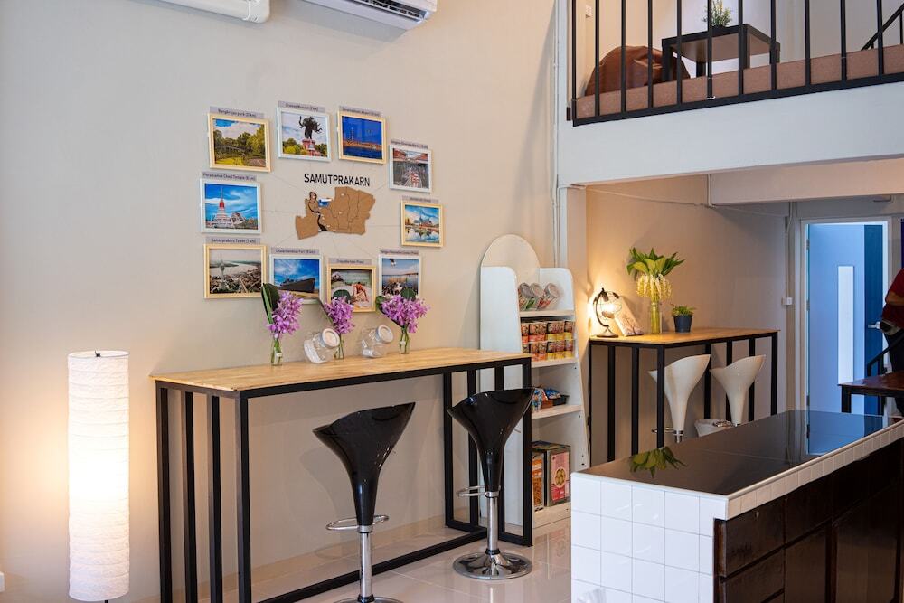 Самутпракан: Napa Hostel Samrong Station