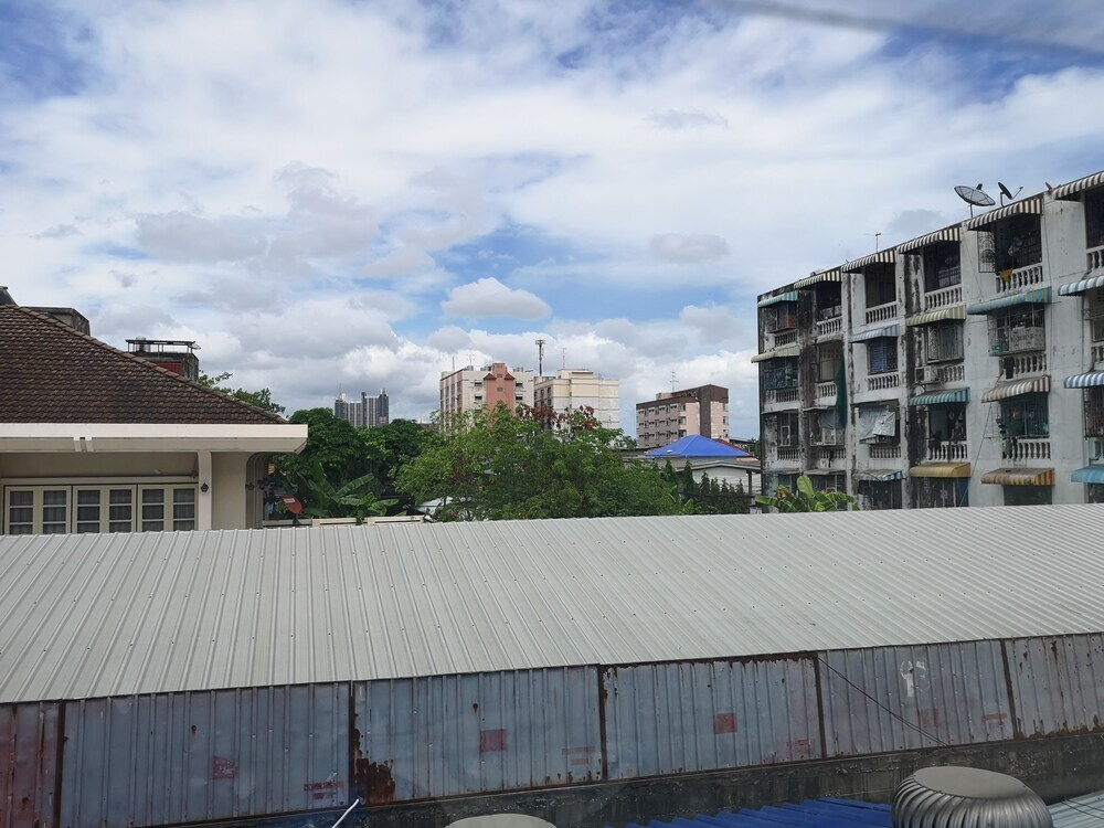 Самутпракан: Napa Hostel Samrong Station