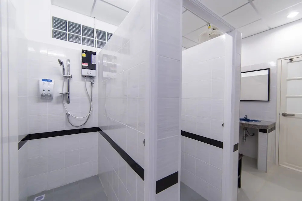 Самутпракан: Napa Hostel Samrong Station