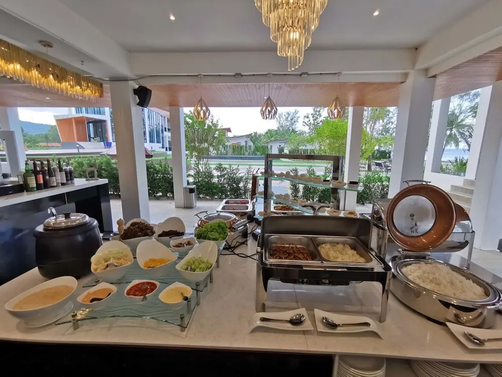 Клонг-Яй: De VeraNiO Resort