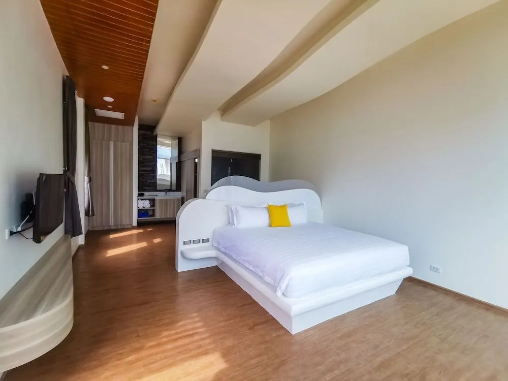 Клонг-Яй: De VeraNiO Resort