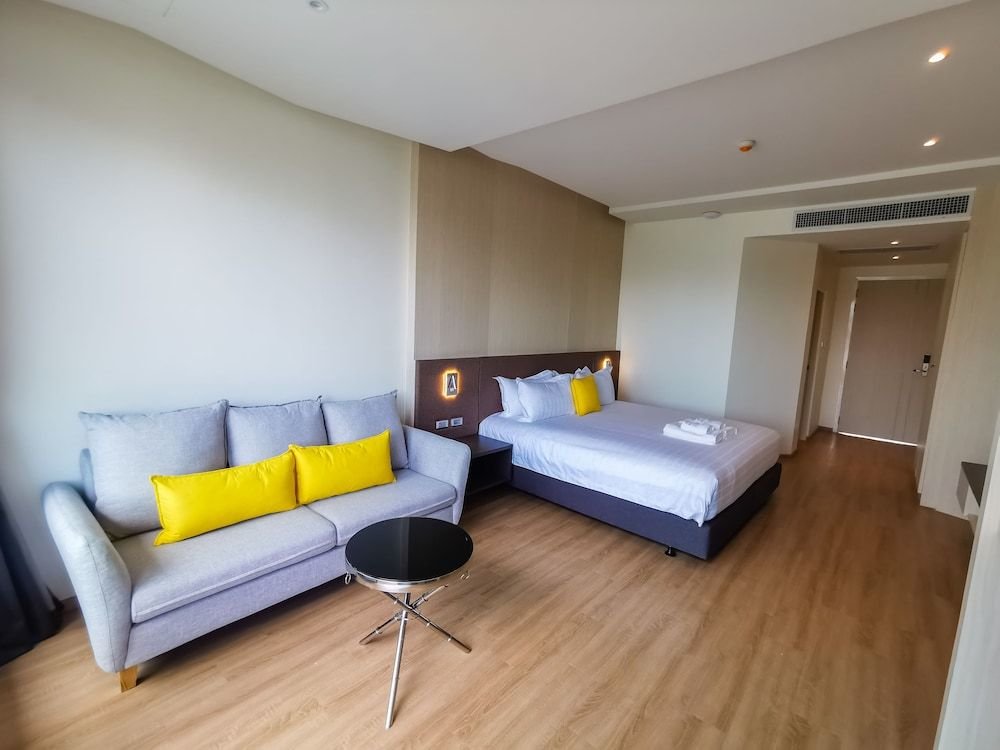 Клонг-Яй: De VeraNiO Resort