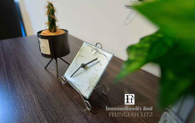 Пхетчабун: Feungfah Litz