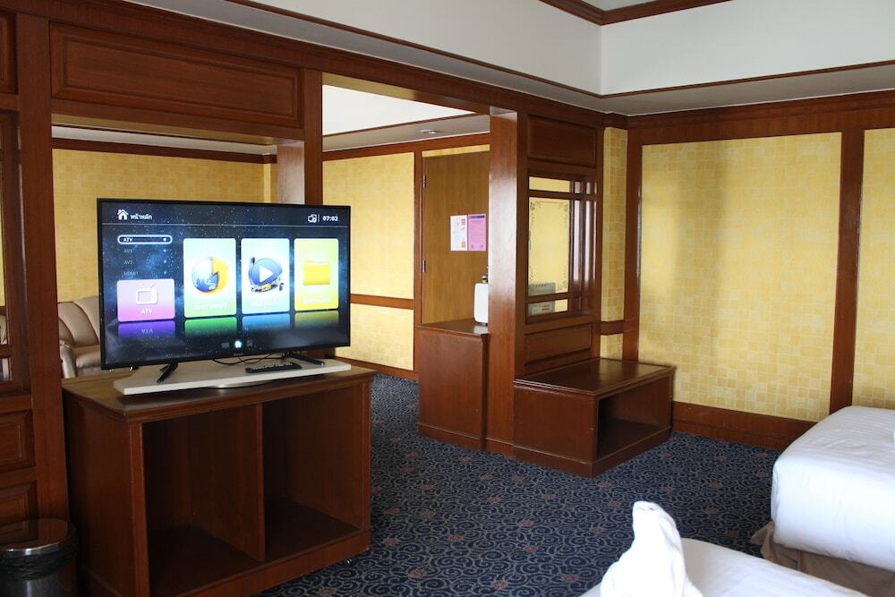 Чаченгсау: Grand Royal Plaza Hotel Chachoengsao