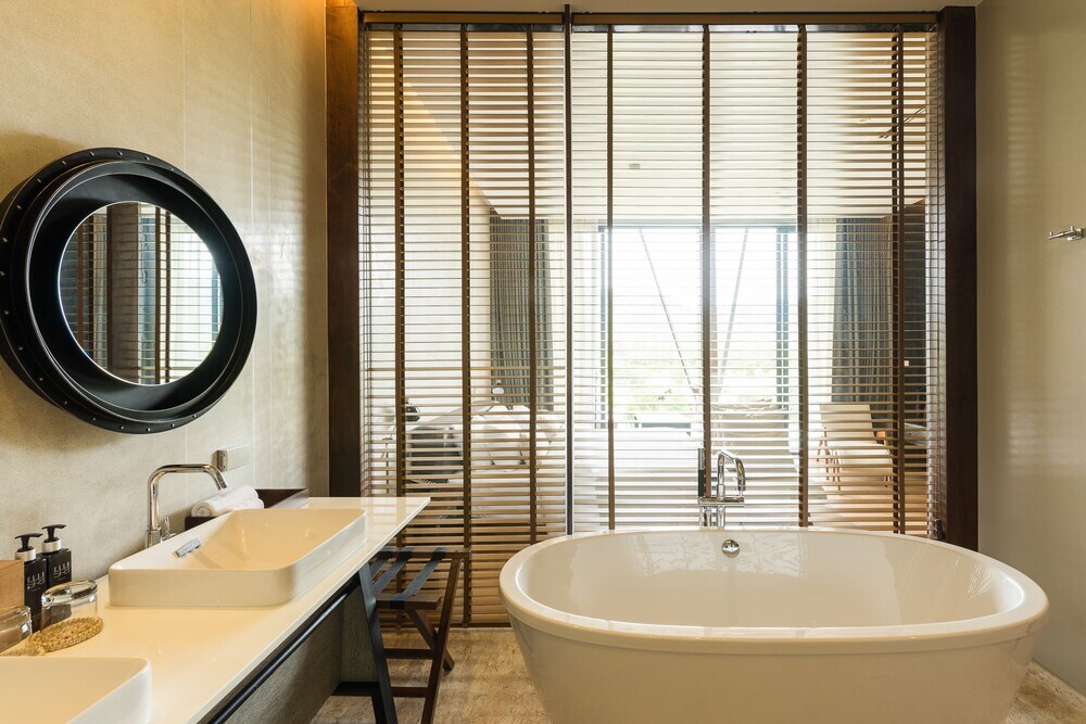 Пак-Чонг: Atta 2-bd Suite OR Pool Penthouse
