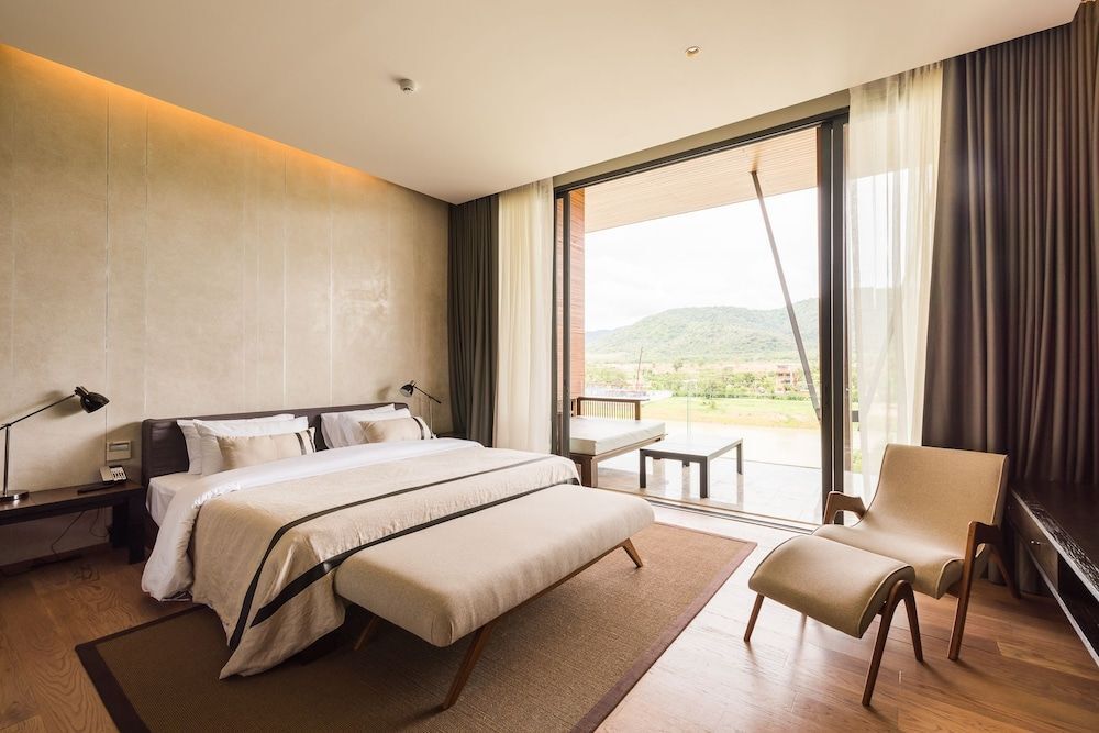 Пак-Чонг: Atta 2-bd Suite OR Pool Penthouse