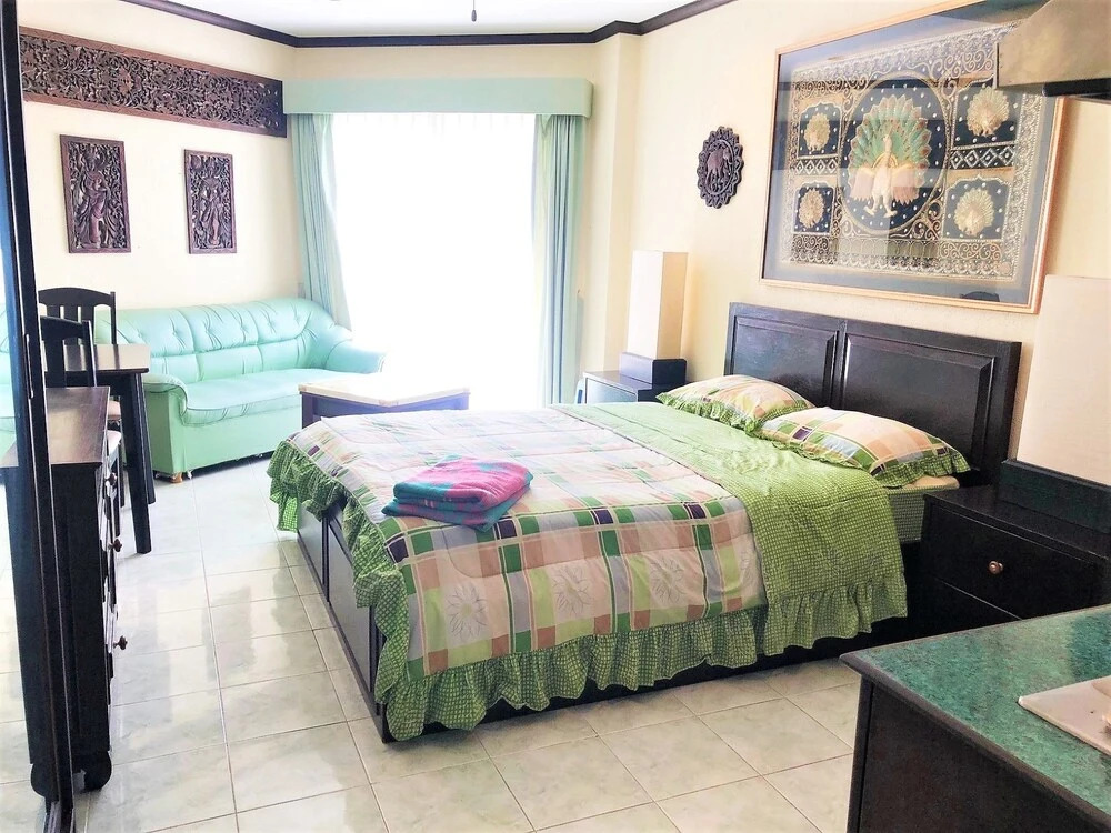 Паттайя: 15th Floor sea View Apartment