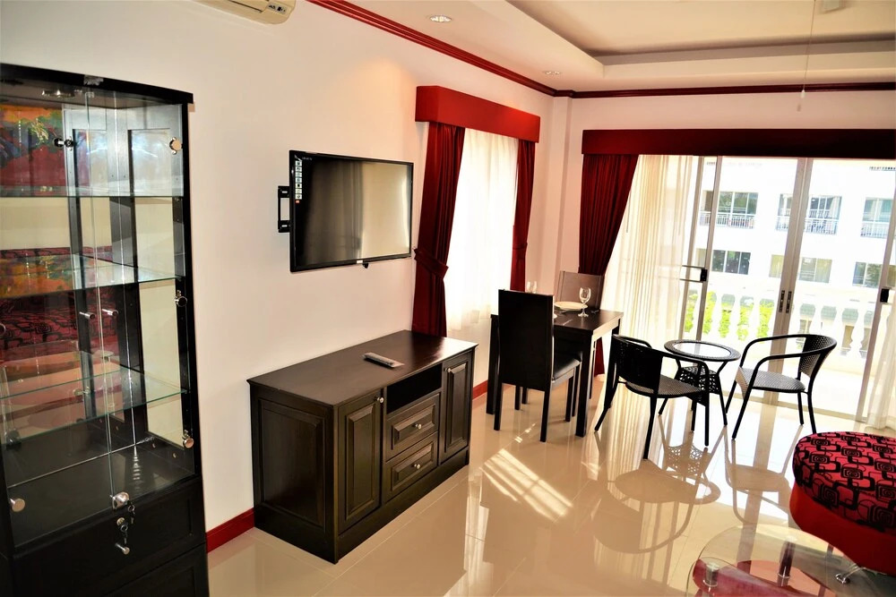 Паттайя: Luxury 1 bed Corner Condo