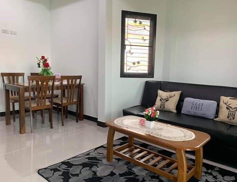 Саттахип: Baan Dear Home Stay