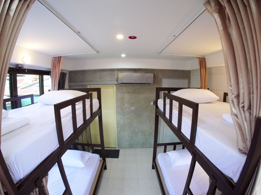 Бангкок: Bed De Bell Hostel