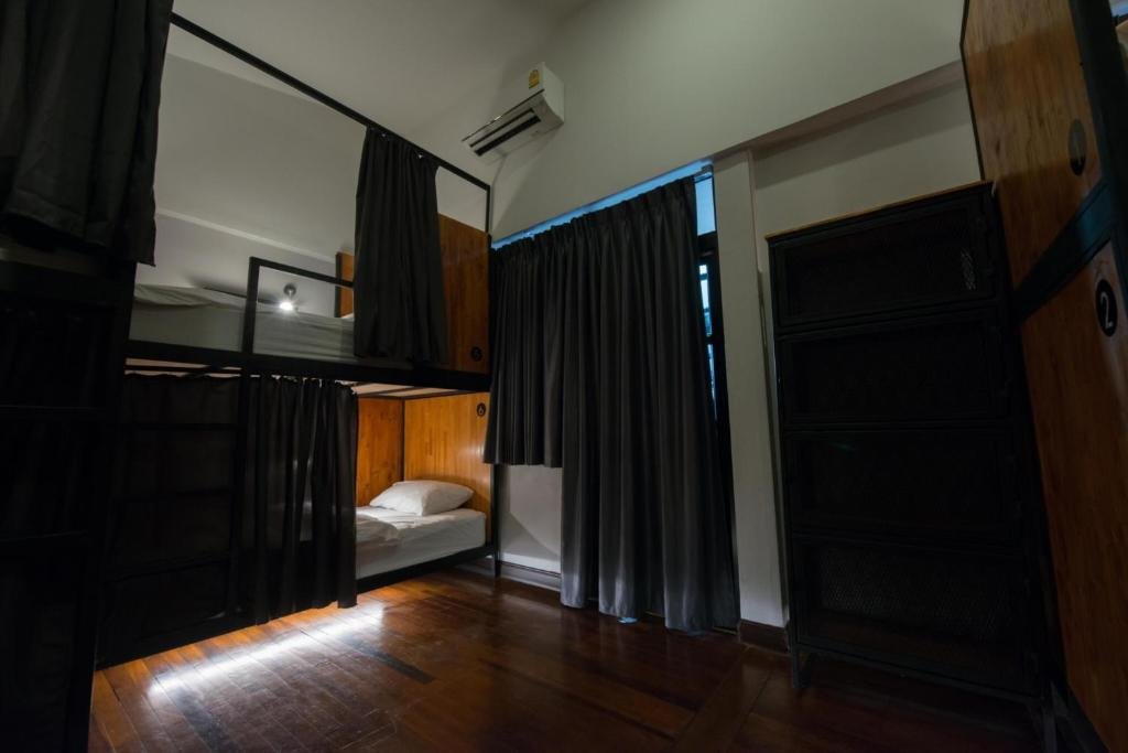 Бангкок: 4Share Hostel - Adults Only
