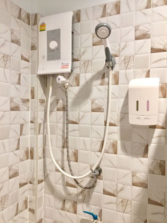 Чонбури: HomeMi House Homestay