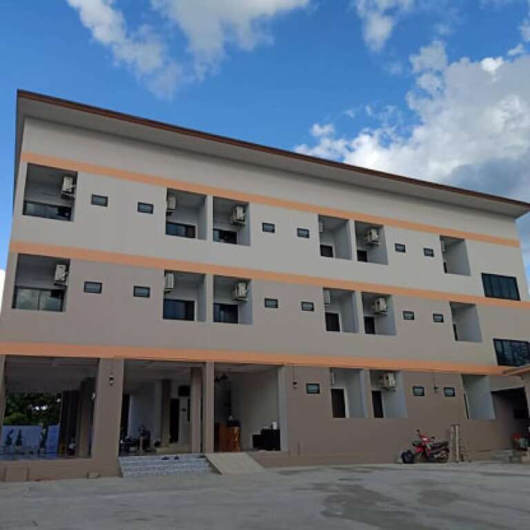 Нанг-Ронг: V2 hotel