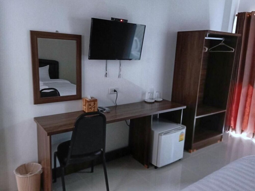 Нанг-Ронг: V2 hotel