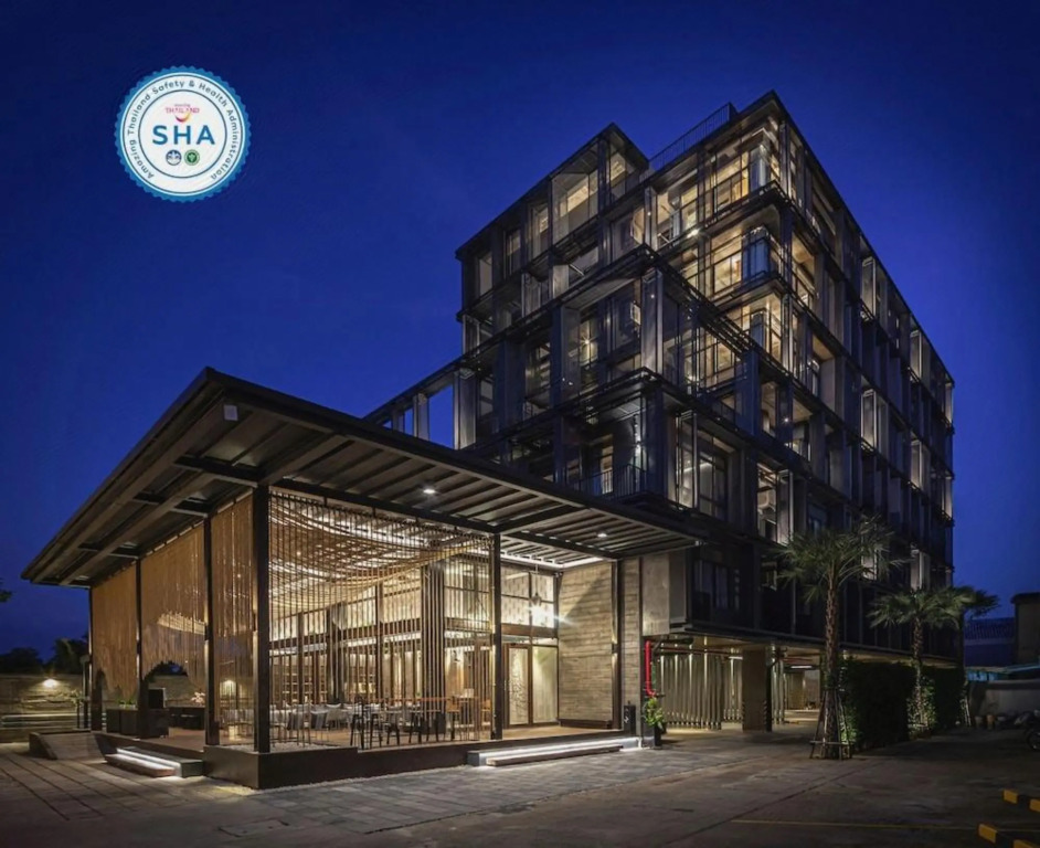 Накхонситхаммарат: Navakitel Design Hotel