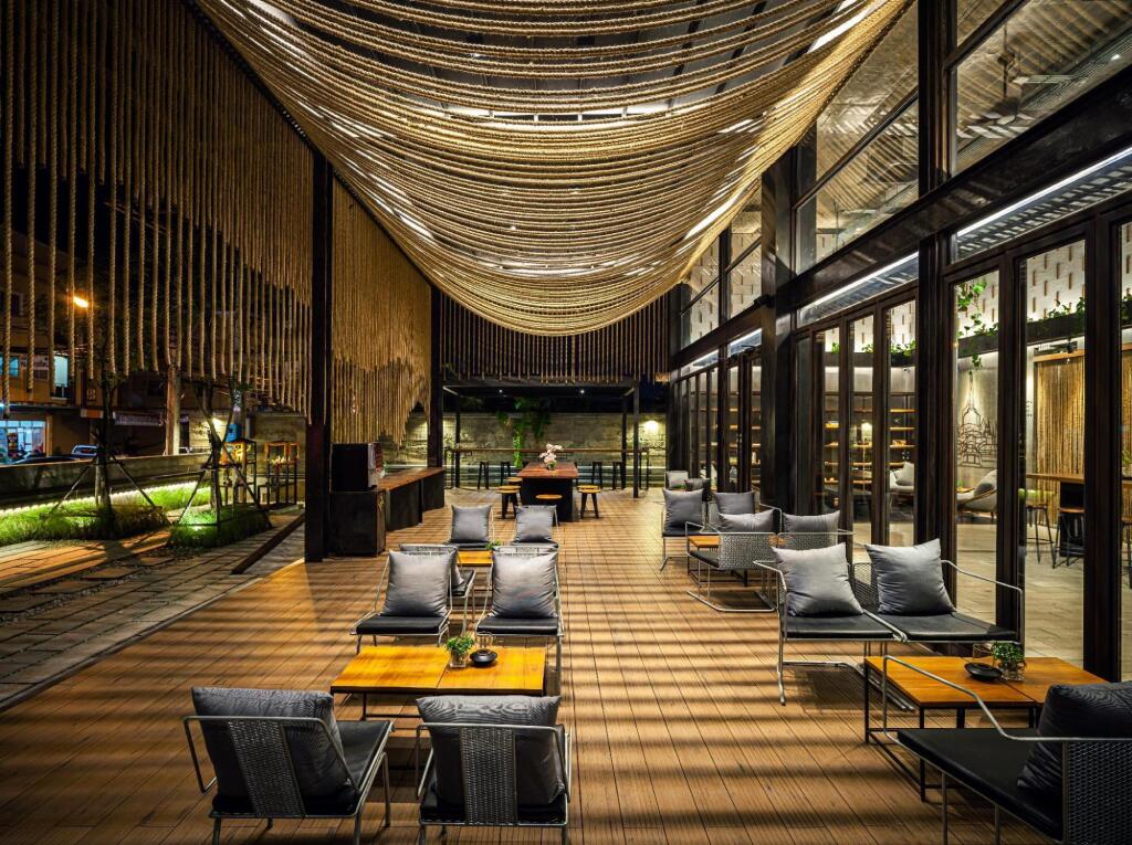 Накхонситхаммарат: Navakitel Design Hotel