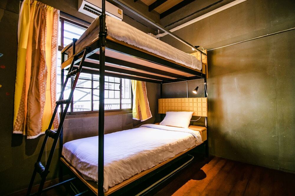 Бангкок: OYO 505 Ente Space Hostel