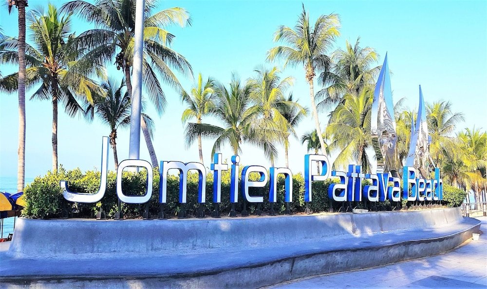 Паттайя: 5th Floor Condo Jomtien Beach