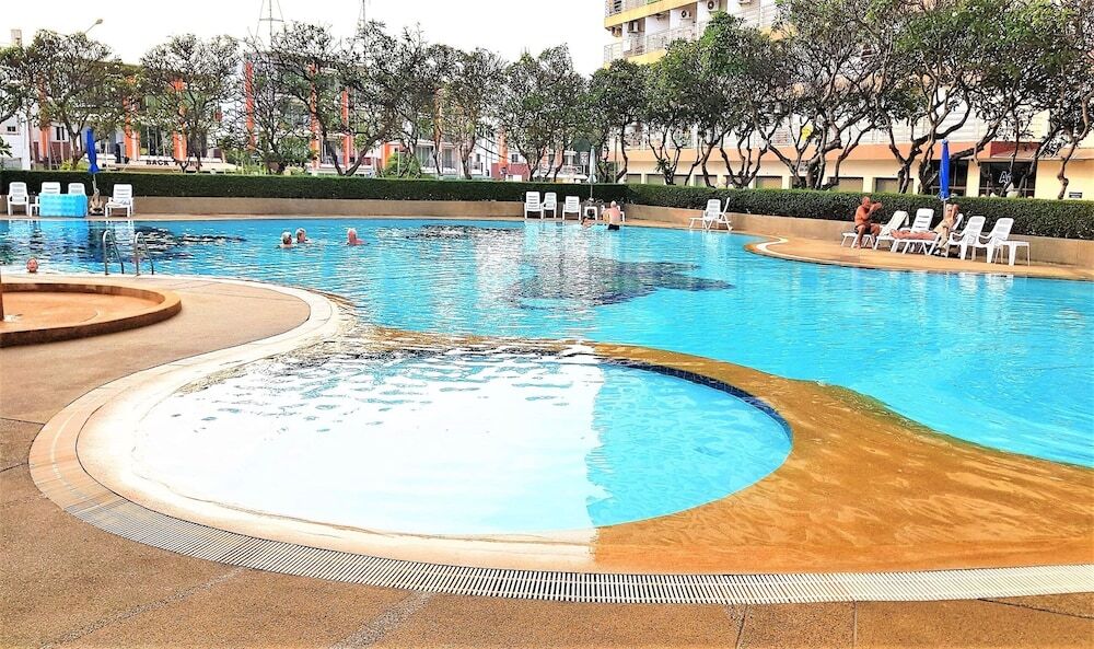 Паттайя: 5th Floor Condo Jomtien Beach