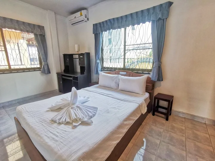 Паттайя: Eakmongkol Villas