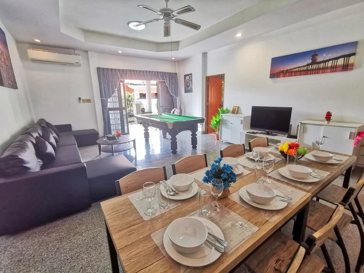 Паттайя: Eakmongkol Villas