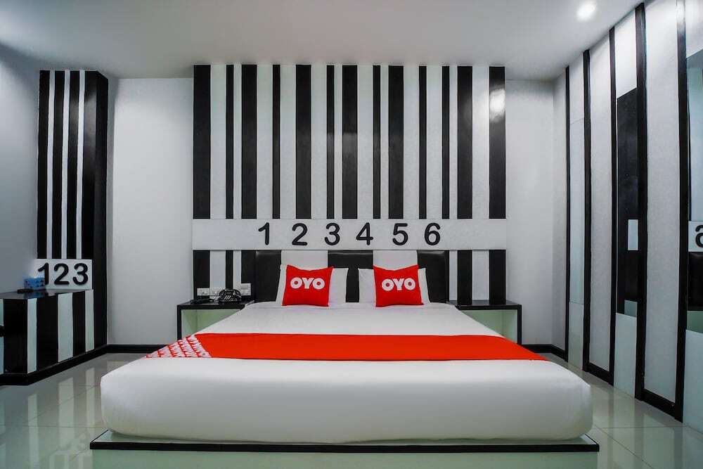Сирача: OYO 535 Phadaeng Hotel