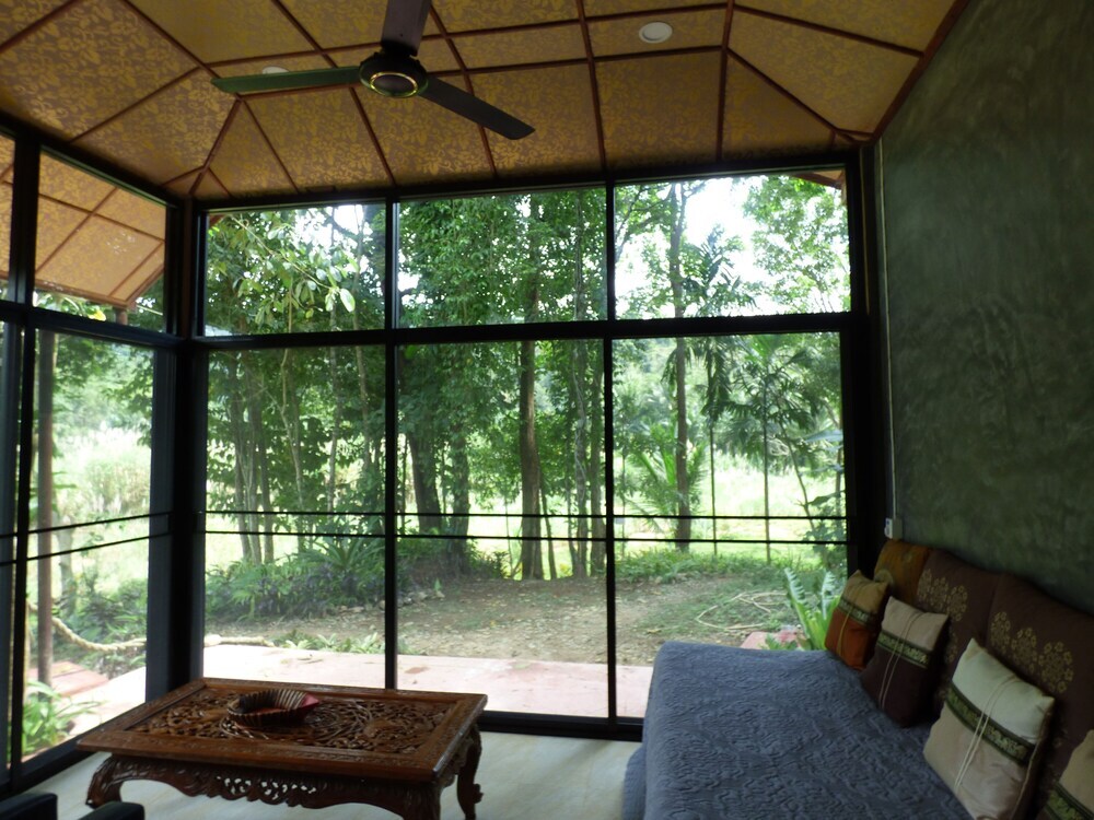 Капоэ: Ecologic Thailand