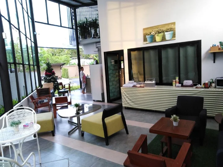 Лопбури: Latisha Resort