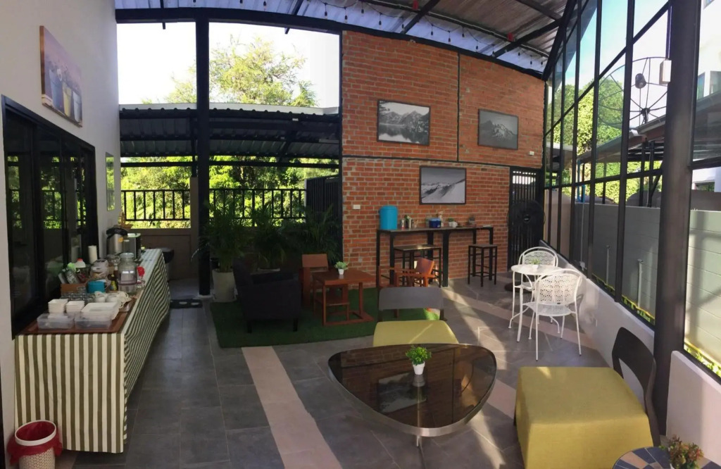 Лопбури: Latisha Resort