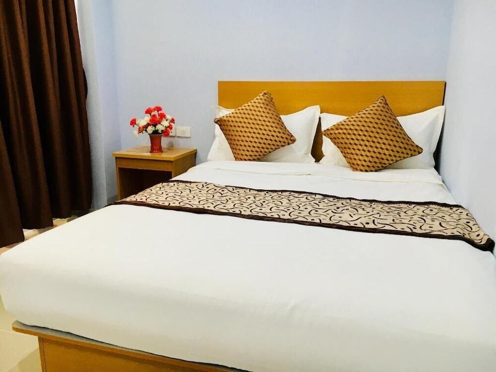 Нонтхабури: 99 Hotel