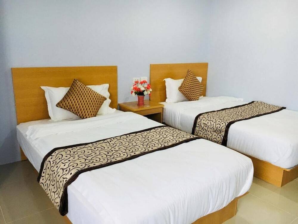 Нонтхабури: 99 Hotel