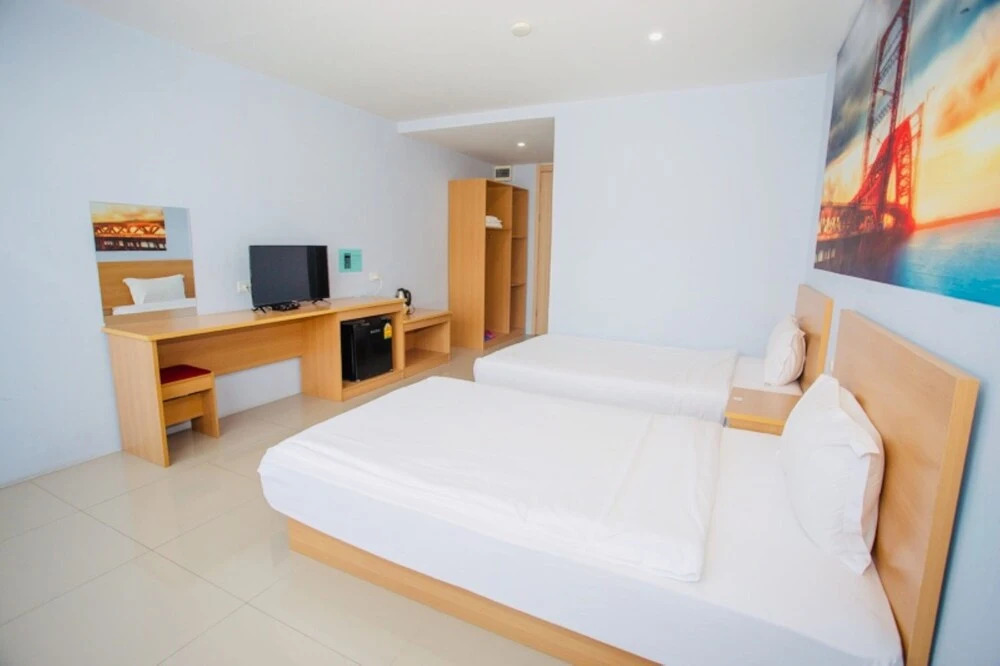 Нонтхабури: 99 Hotel