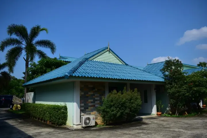 Хатъяй: Khum Suk Resort
