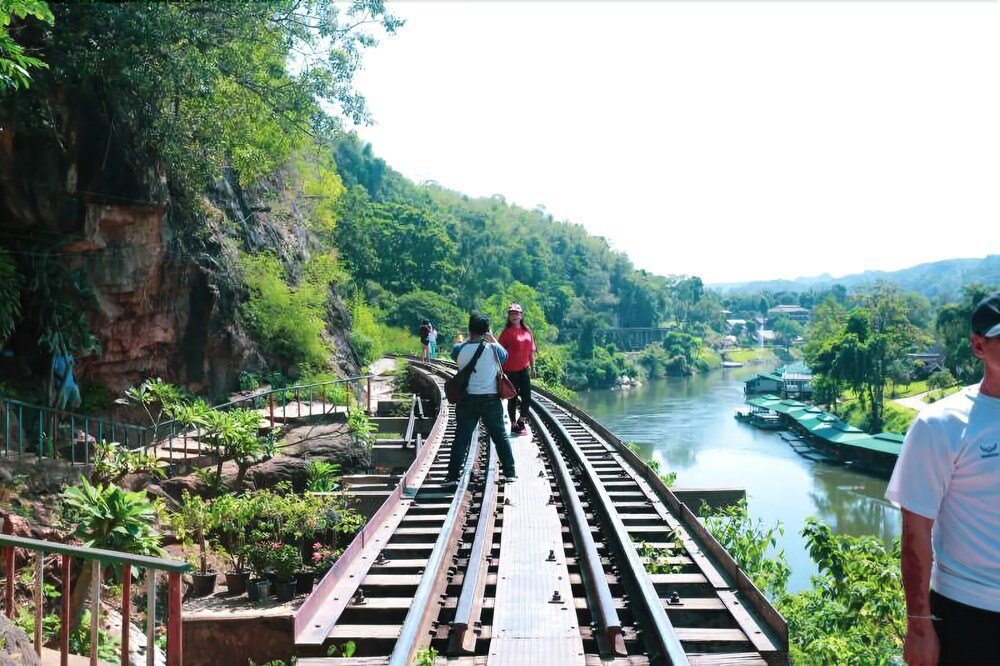 Сай Йок: Heaven Kwai Resort (SHA Extra Plus)