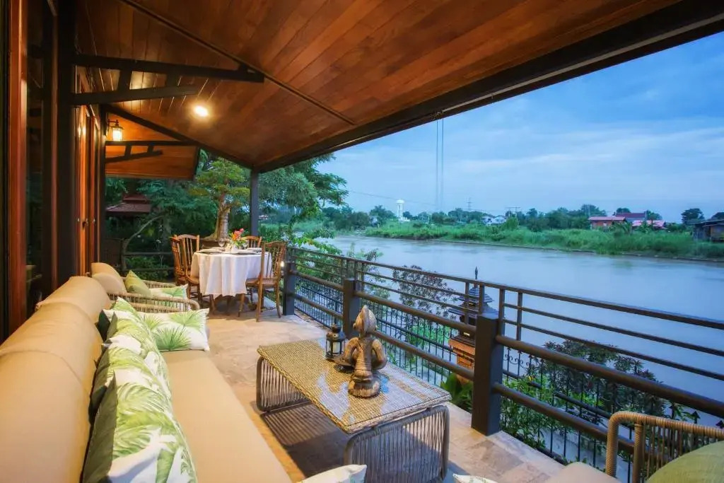 Аюттхая: Cattani's Riverside Home