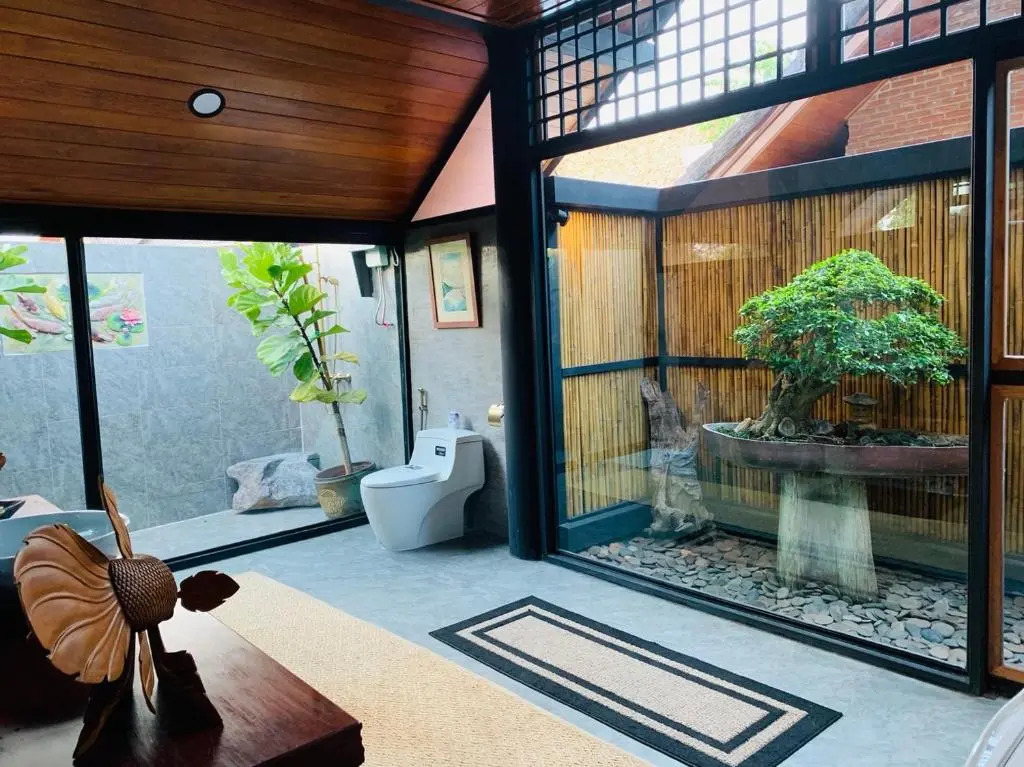Аюттхая: Cattani's Riverside Home