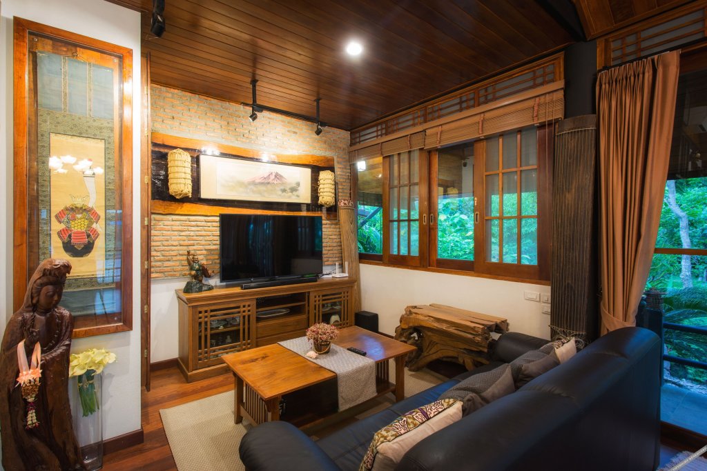 Аюттхая: Cattani's Riverside Home