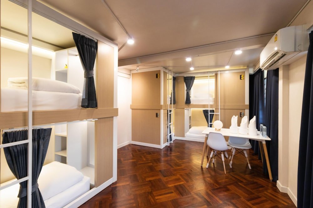Столичный район Чантхабури: OYO 666 Apollo 19 Hostel
