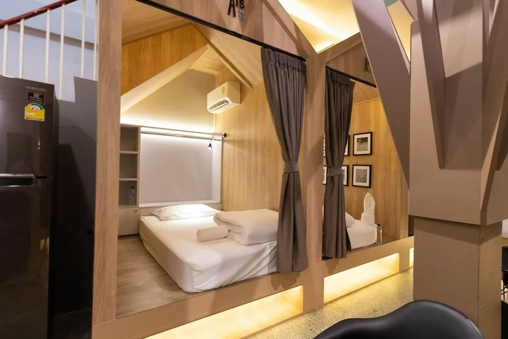 Столичный район Чантхабури: OYO 666 Apollo 19 Hostel