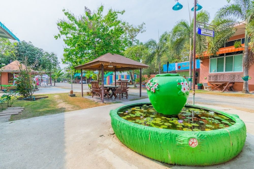 Пхетчхабури: OYO 712 Baandin Resort