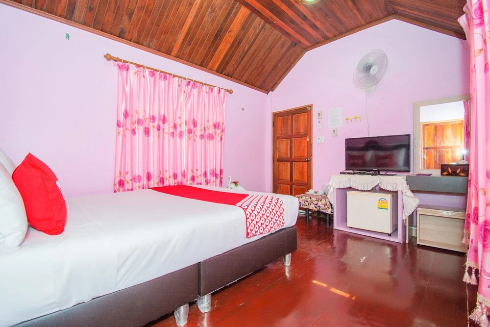 Пхетчхабури: OYO 712 Baandin Resort